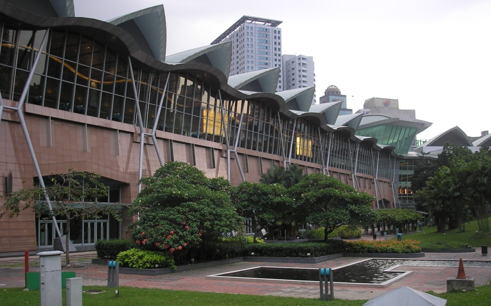 Pusat Konvensyen Kuala Lumpur, foto arkib Mac 2007.